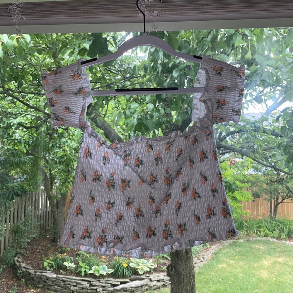 PacSun White and Orange Top